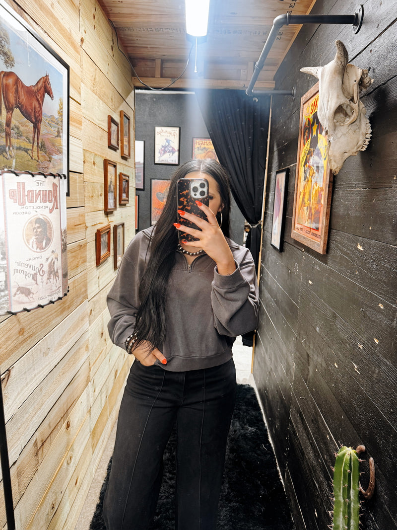 The Stella 1/4 Zip