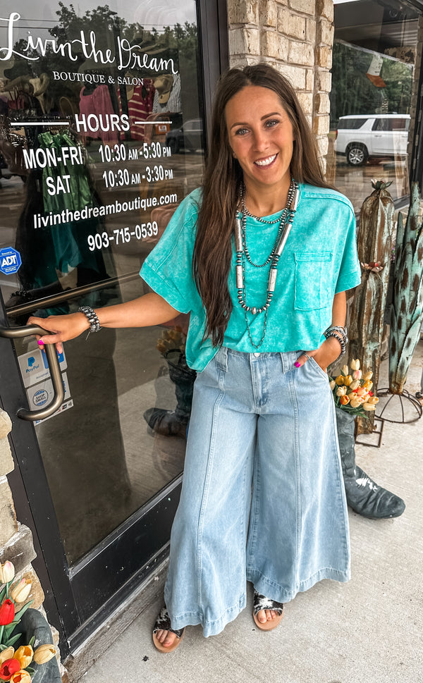 The Daylyn Top (in Turquoise)