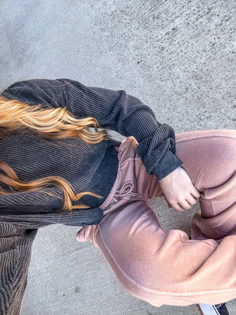 The Amelia Sweats