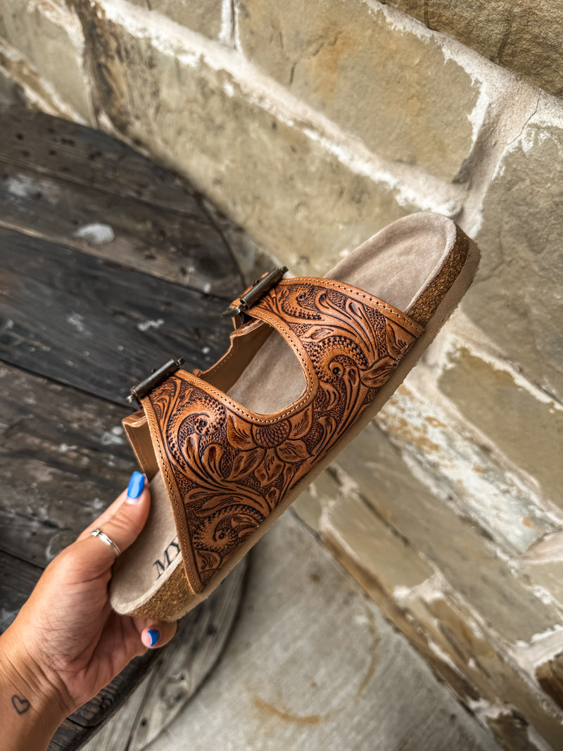 Tooly Sandals