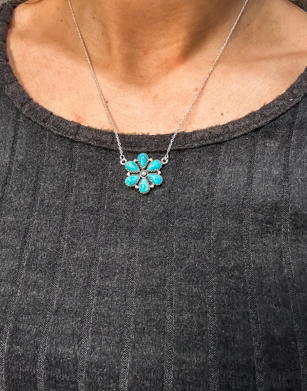 The Clover Necklace