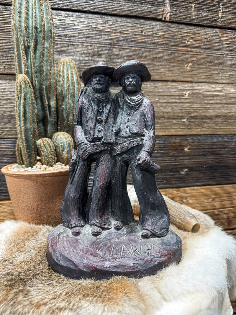 Dos Cowboys Sculpture