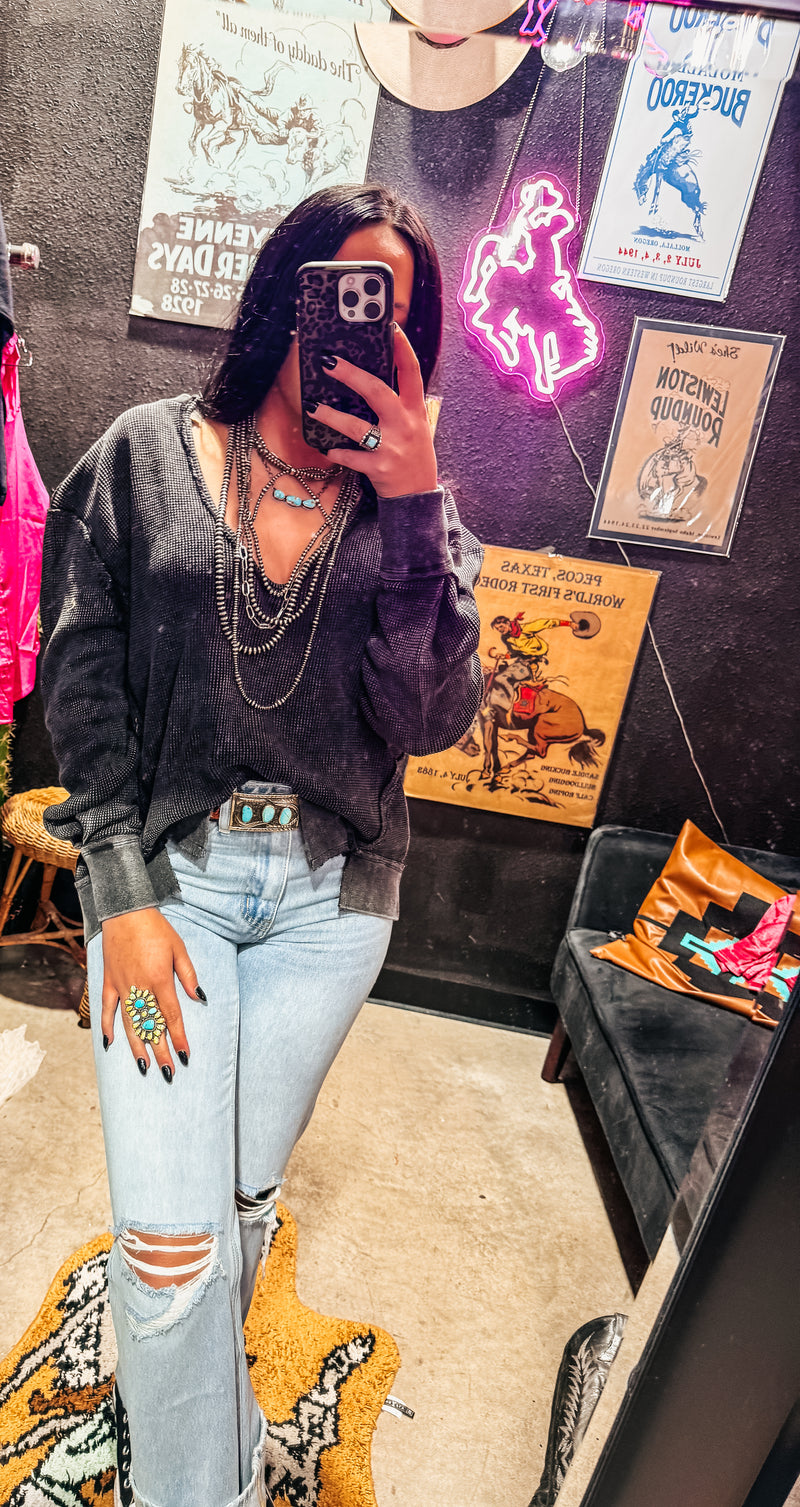 The Leonard Top in Charcoal