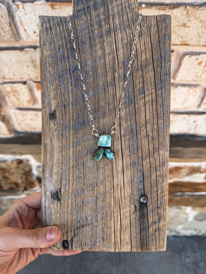 The Lola Necklace