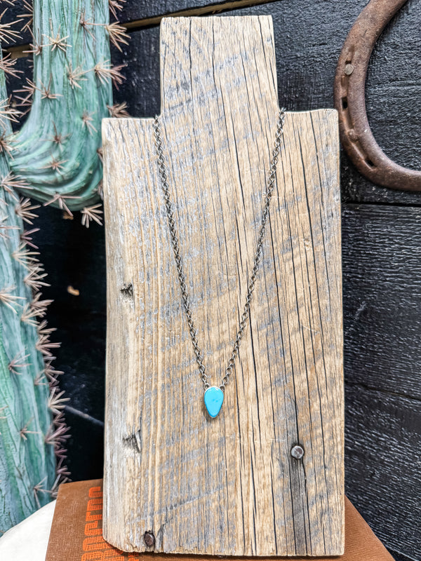 The Lily Necklace